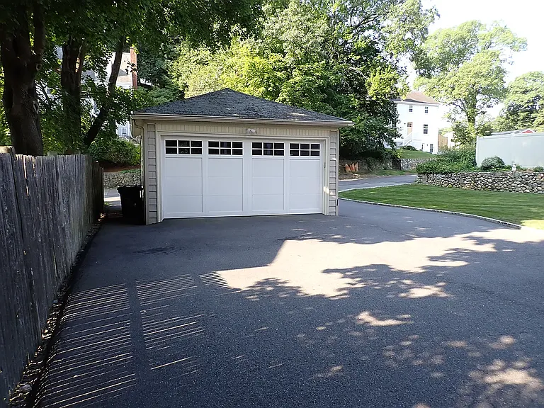 172 Weston St #2 — Photo 35