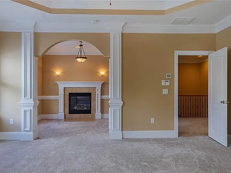 4009 Cedar Point Ave — Photo 20