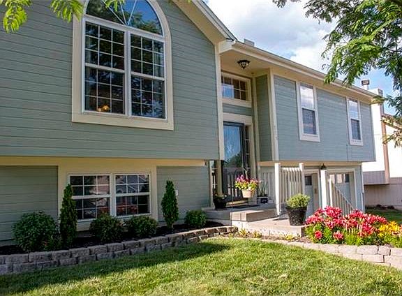 4th image of 209 Porter Dr