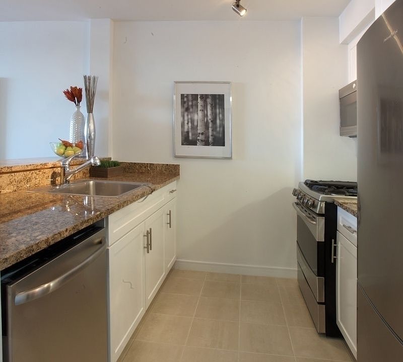1st image of 33 W End Ave APT 11J