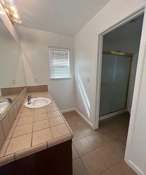 3845 Primrose St — Photo 9