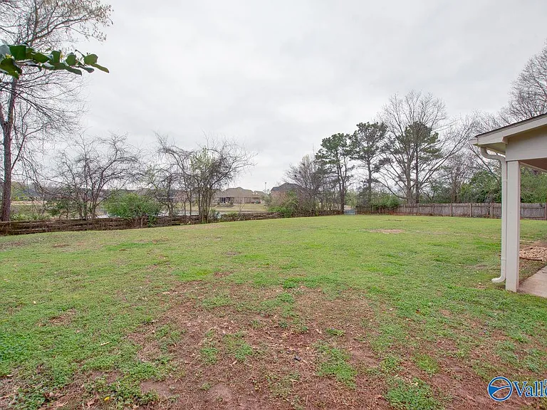 2042 Rosebury Ln SW — Photo 40