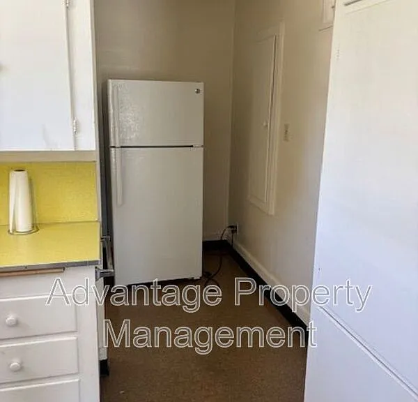 335 NW 10th St #10TH335-1 — Photo 3