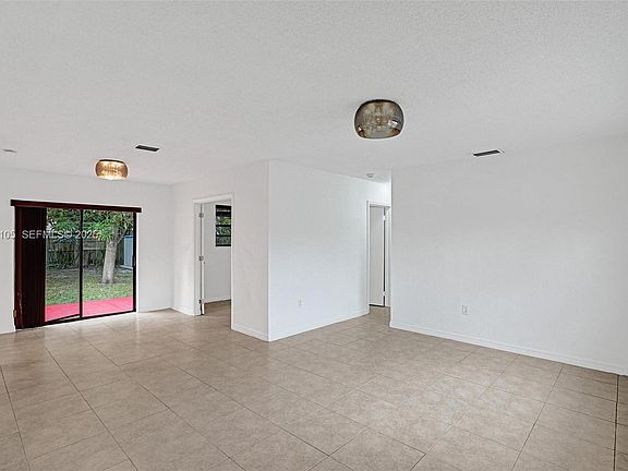 4th image of 1300 NE 215th St