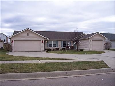 1st image of 122 Clubhouse Ln