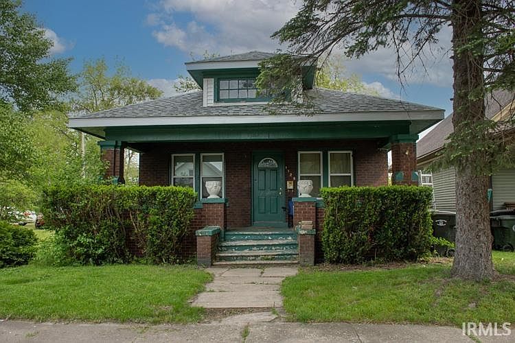 1st image of 1129 W Jefferson Blvd
