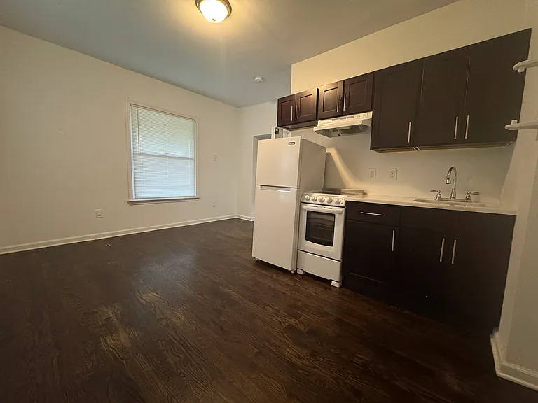 93 Blue Hills Ave #1 — Photo 5