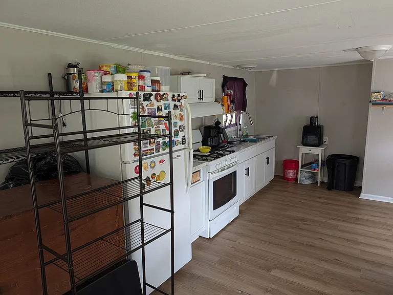 133 Albany Cir — Photo 5