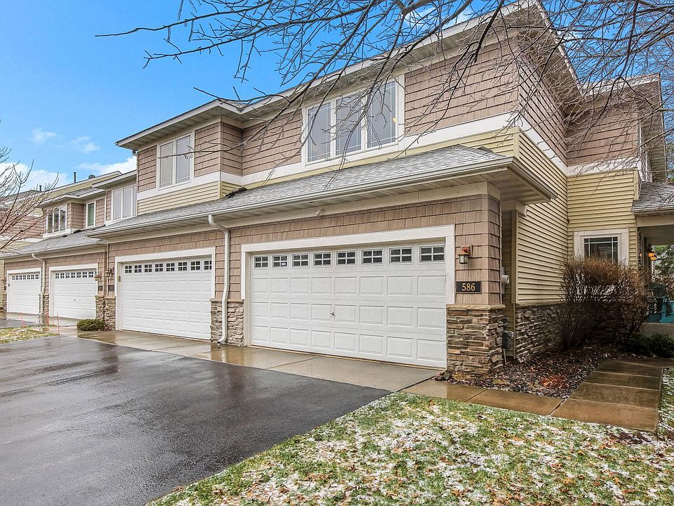 1st image of 586 Sutherland Dr