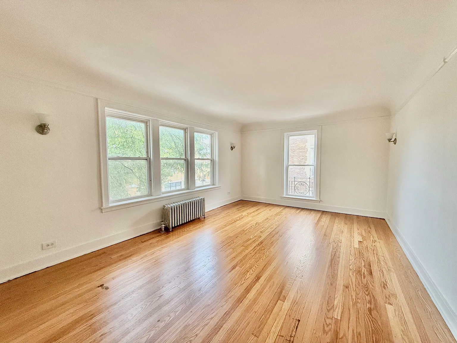 2 bed, 1200 sqft, $1,700 — Photo 3