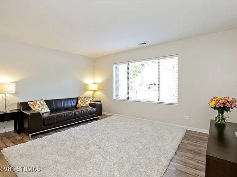 397 E Rimini Ct — Photo 4