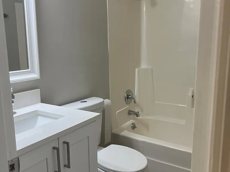 928 Ohara Dr — Photo 6