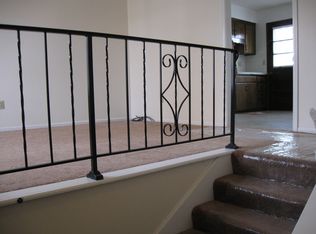 9108 Summit St, Lenexa, KS 66215