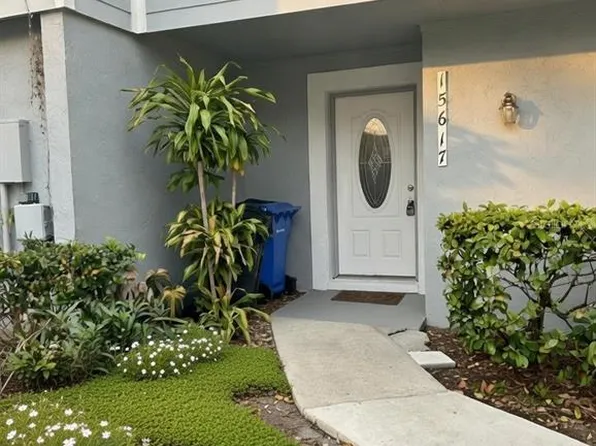 15617 Morning Dr, Lutz, FL 33559