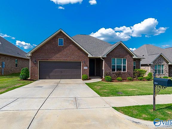 3rd image of 3014 Crystal Creek Dr