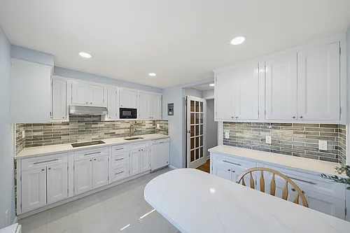 2209 Center Ave #A Photo 1
