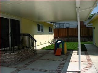 2nd image of 419 McCovey Ln
