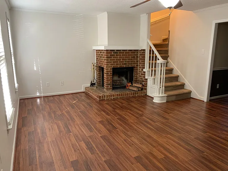 5668 Hamstead Xing — Photo 2