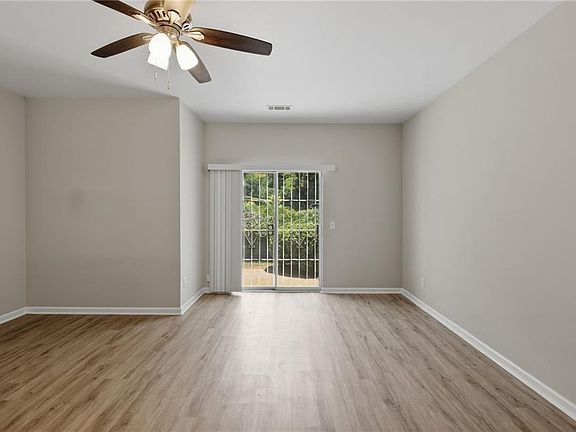 5th image of 585 McWilliams Rd SE Unit 2702