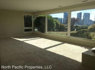 9650 Vineyard Crst, Bellevue, WA 98004