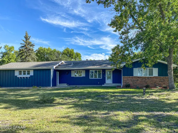 27362 220th Ave SW, Crookston, MN 56716