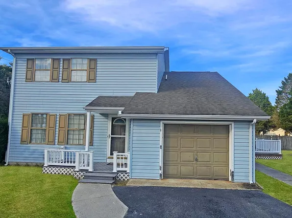 400 Yorkshire Ct, Fruitland, MD 21826