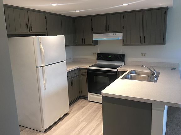 2nd image of 15354 Treetop Dr