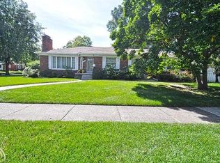 2207 Lloyd Ave, Royal Oak, MI 48073