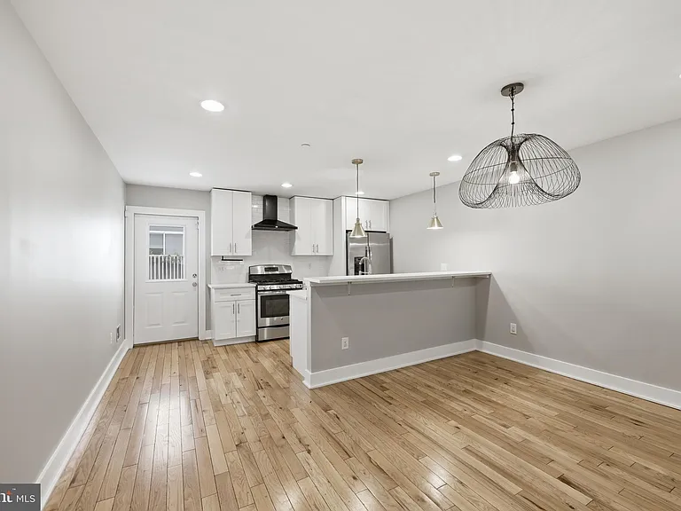 2313 Ellsworth St — Photo 6