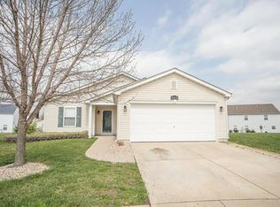 405 Summit Oaks Cir, Mascoutah, IL