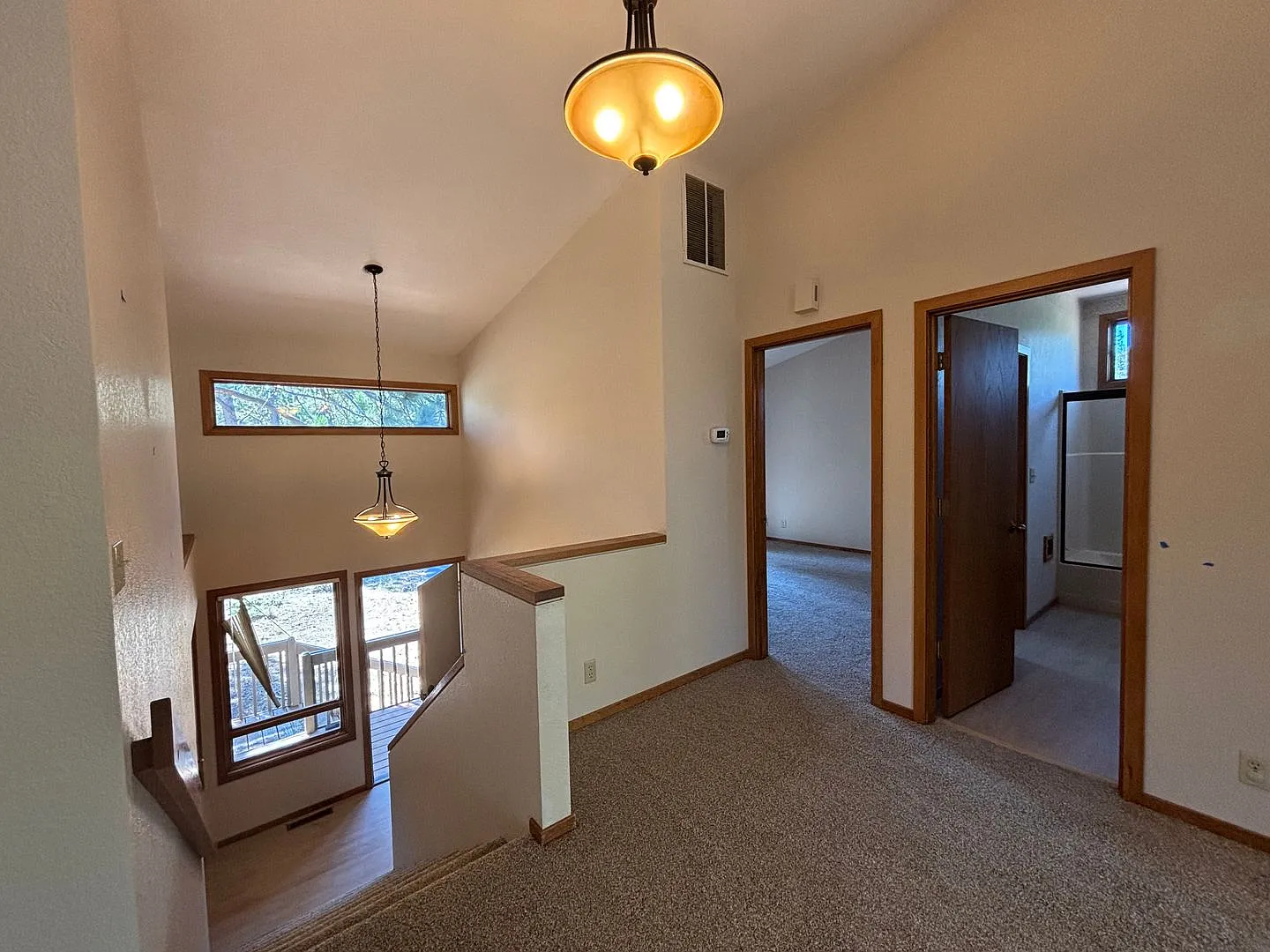 Spacious 3 Bed/2 Bath Home in Sunriver - Multiple Balconies — Photo 3