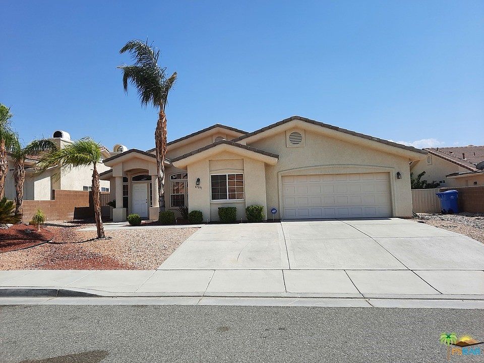 1st image of 67891 Alexandria Ct