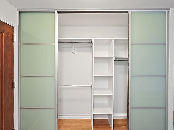5th image of 30 W 63rd St APT 8B