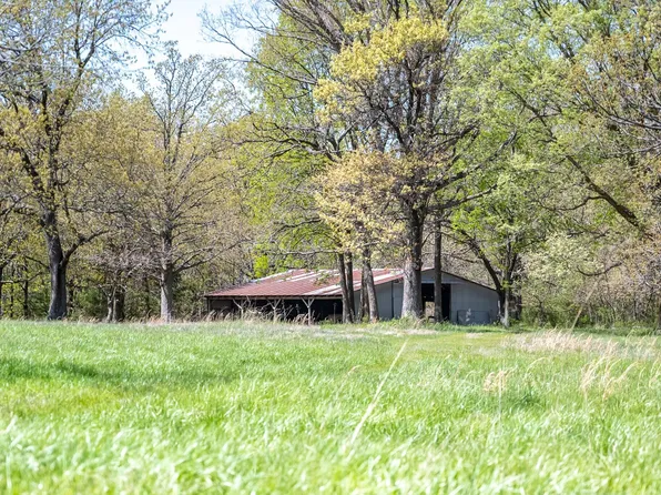 1523 W Farm Road 40, Pleasant Hope, MO 65725