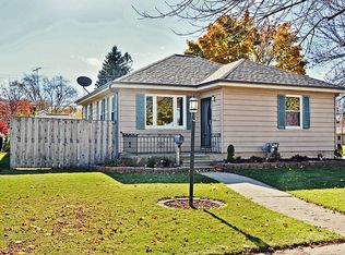 2017 31st St, Kenosha, WI 53140