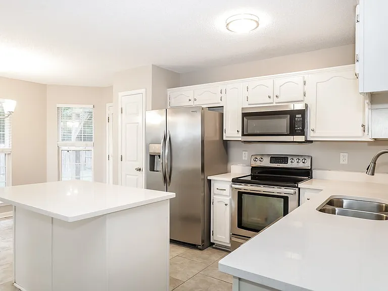 5521 Milton Ridge Dr — Photo 7