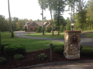 68 Ridgeview Ct, Crossville, TN 38571