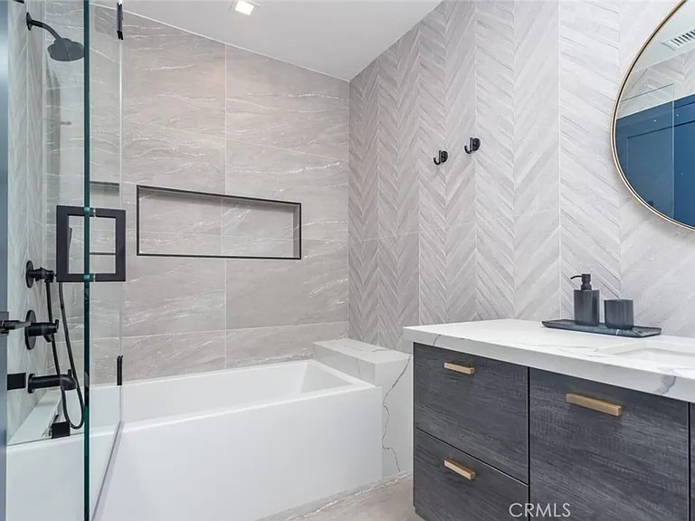 4627 Ethel Ave — Photo 15