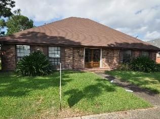 3100 N Labarre Rd, Metairie, LA 70002