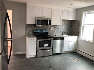 33 Royal St APT 2, Providence, RI 02906