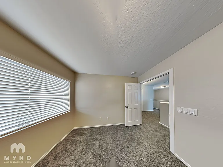 11821 W Cortez St — Photo 25