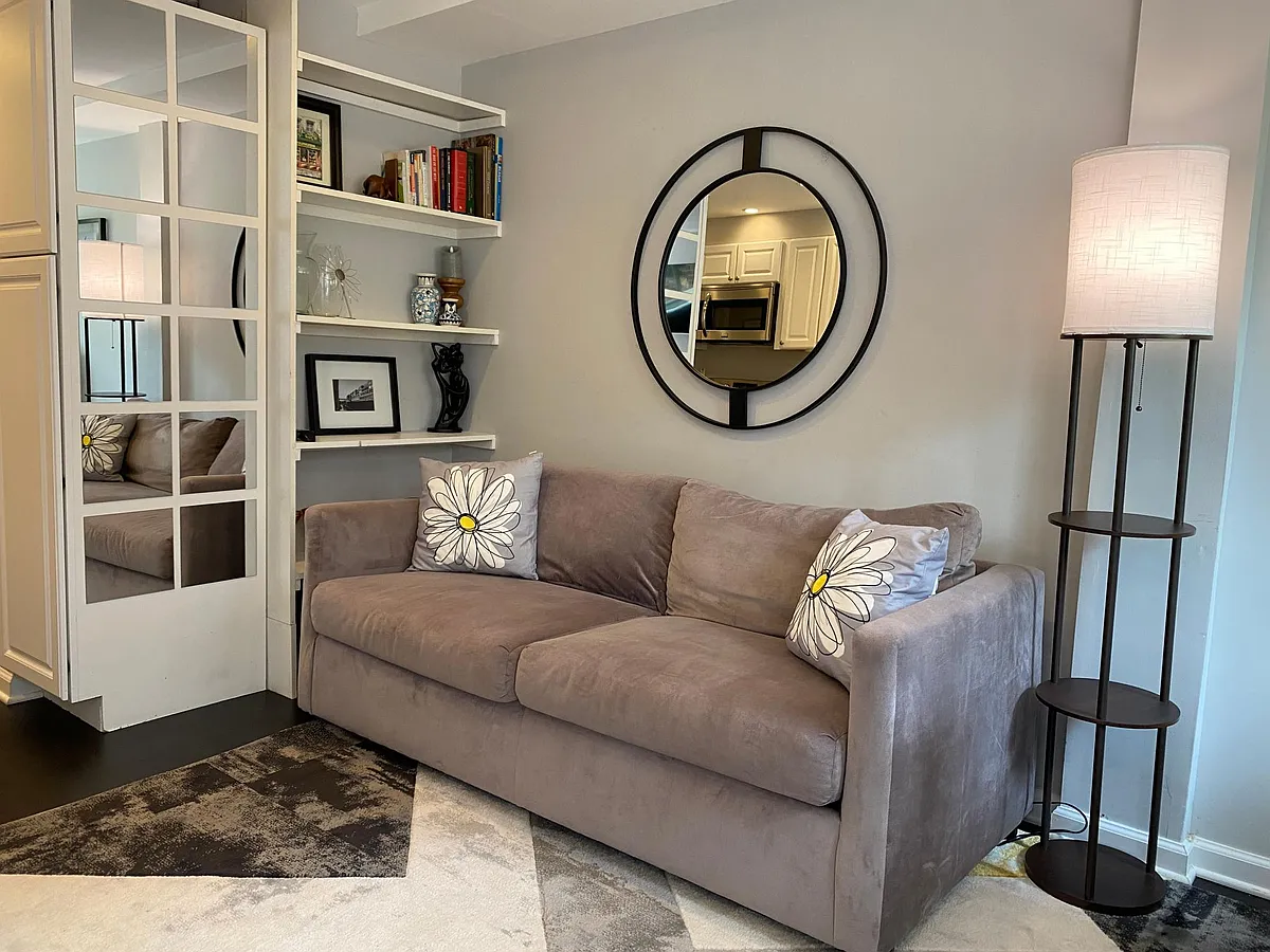 Photo 1 of 25 - 1208 Eton Ct NW - Washington, DC Sitting Area - 1208 Eton Ct NW