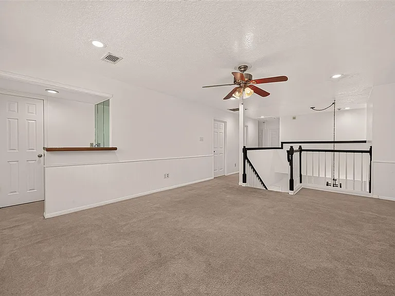 12619 Chriswood Dr — Photo 16