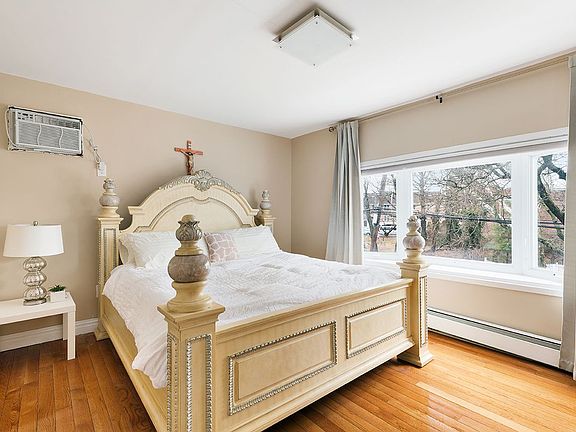 5th image of 6941 Alderton St