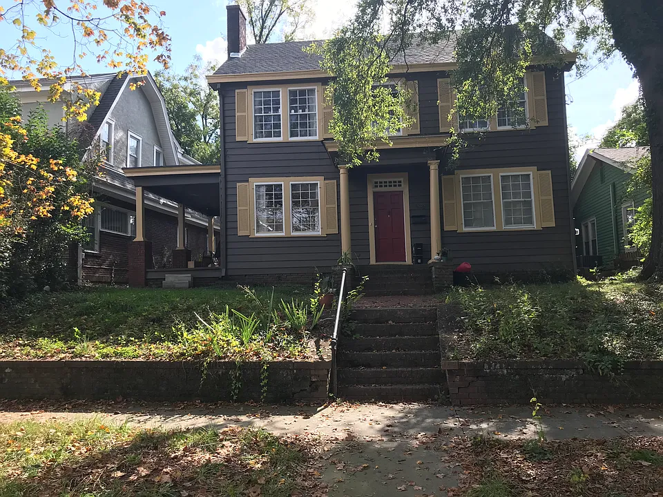 203 W Trinity Ave
