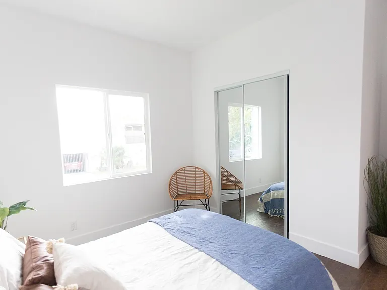 5957 Barton Ave #101 — Photo 2
