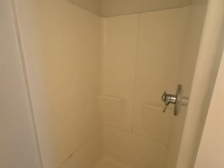 420 S Fess Ave — Photo 25