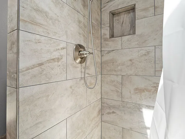 8232 SW Tygh Loop — Photo 6