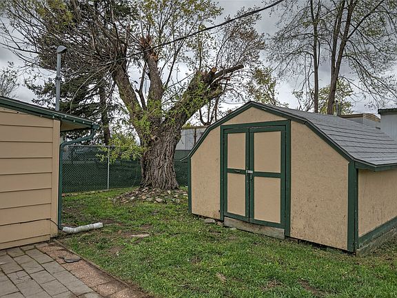 5th image of 2146 W Central Ave