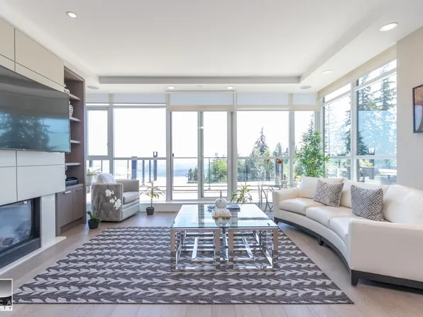 2285 Twin Creek Pl #301, West Vancouver, BC V7S 3K4